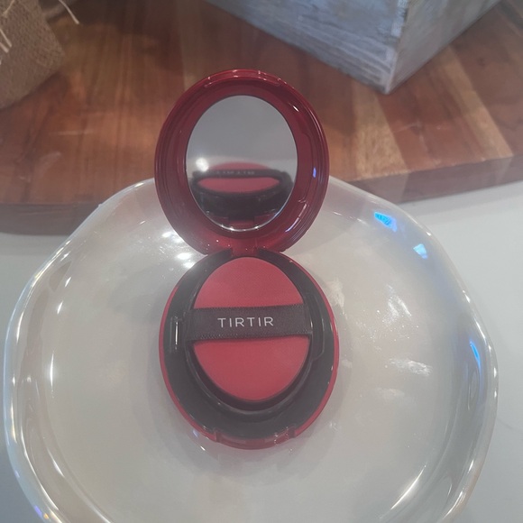 TIRTIR Red Cushion Foundation  SET OF 2! - Picture 9 of 16